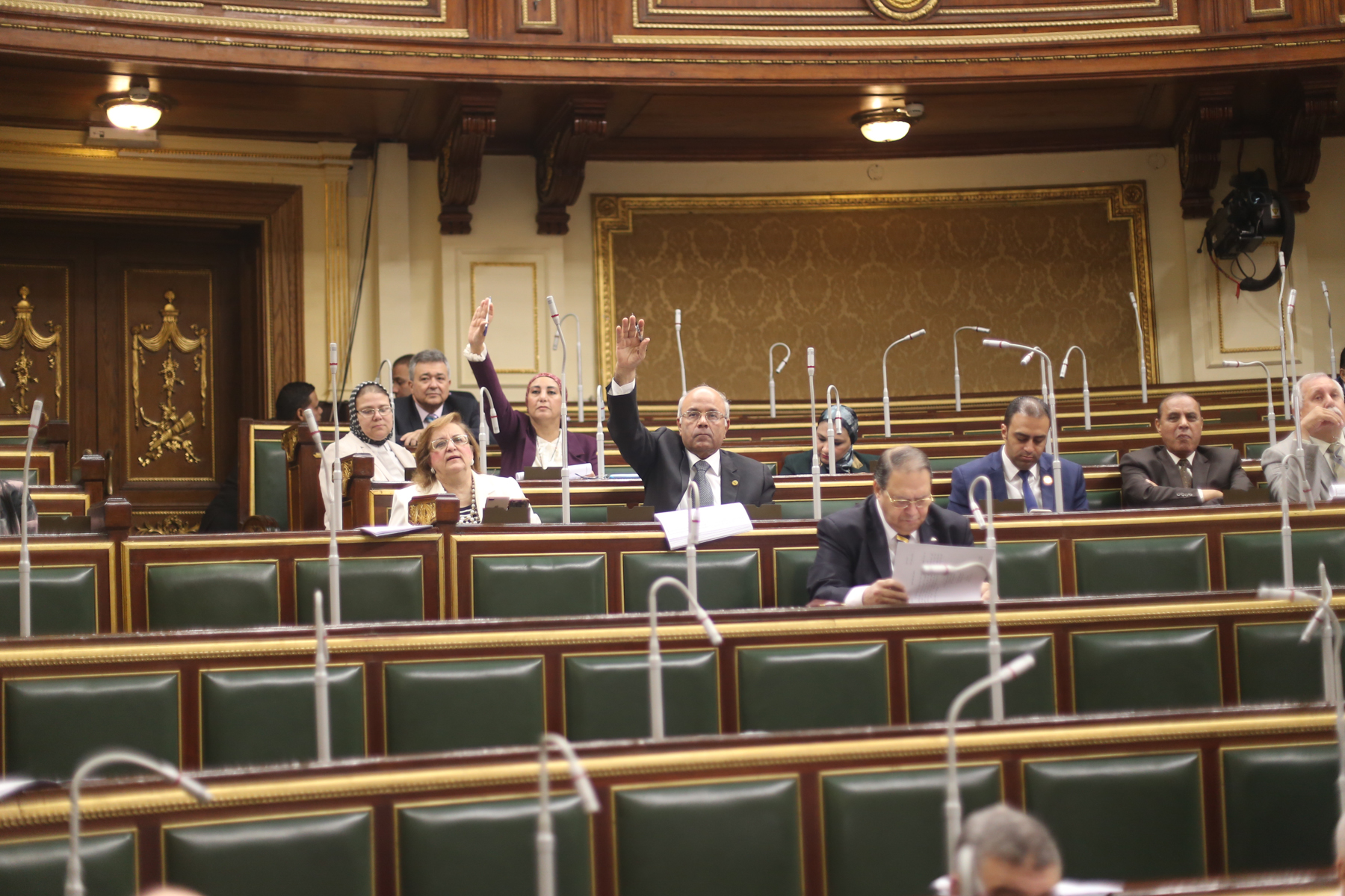 البرلمان (9)