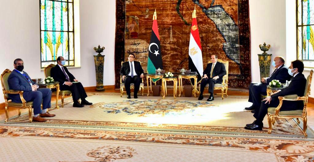 جانب من لقاء الرئيس السيسي برئيس المجلس الرئاسي الليبي (4)