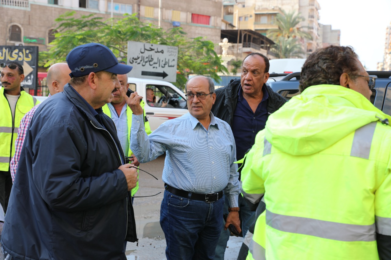 أعمال شفط مياه الأمطار بالإسكندرية (12)