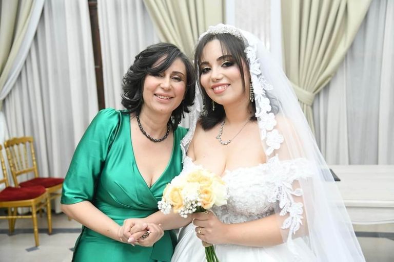 135-000824-tunisia-wedding-women-law-religion-2