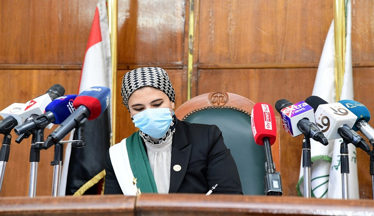 127-183717-egyptian-women-judges-council-photos-3