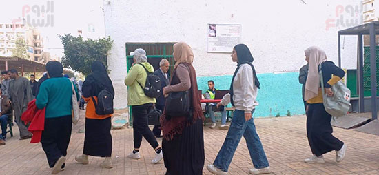 42998-لجان-انتخابات-الرئاسة-بمدينة-نصر-(2)