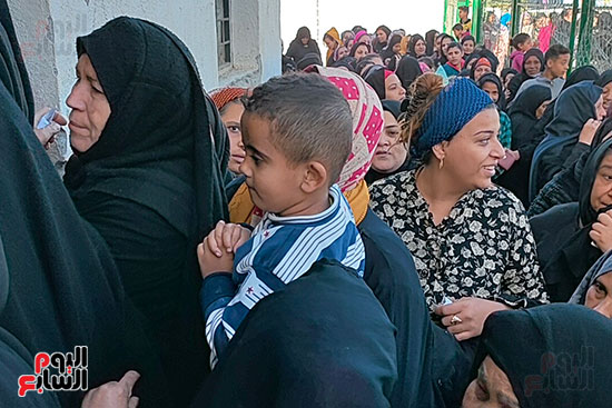 71324-إصطحاب-الاطفال-فى-الإنتخابات