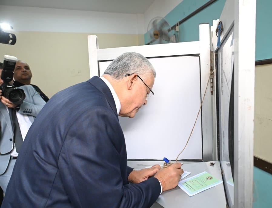 e4959fce-c7eb-49d5-aa9f-ffbd8fcd0898