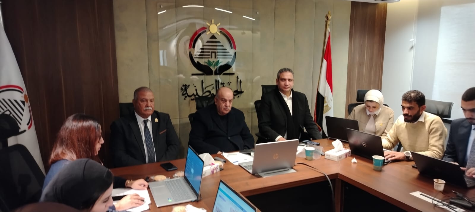 الغرفة المركزية لحزب الجبهة الوطنية تتابع إعادة انتخابات النواب بالمرحلة الثانية (6)