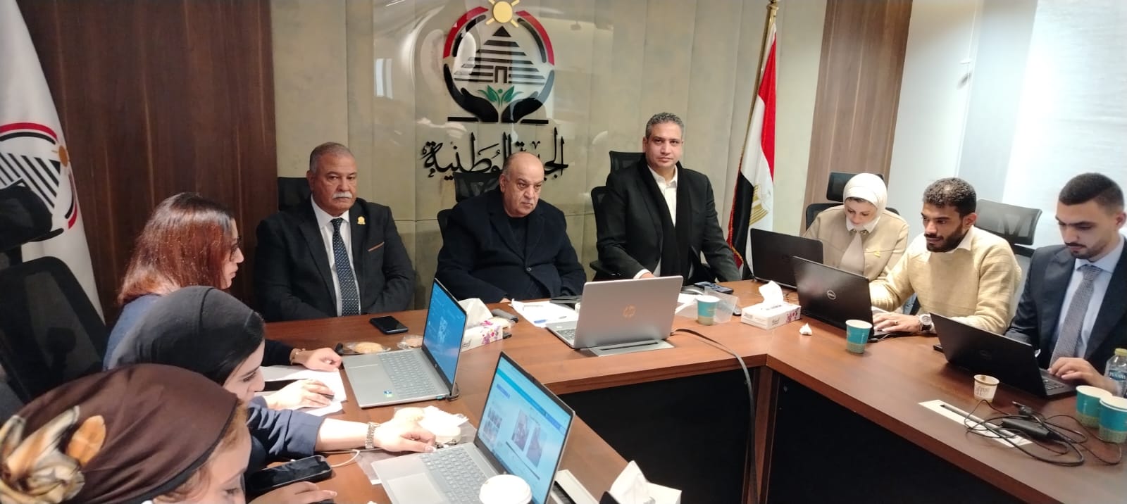 الغرفة المركزية لحزب الجبهة الوطنية تتابع إعادة انتخابات النواب بالمرحلة الثانية (2)