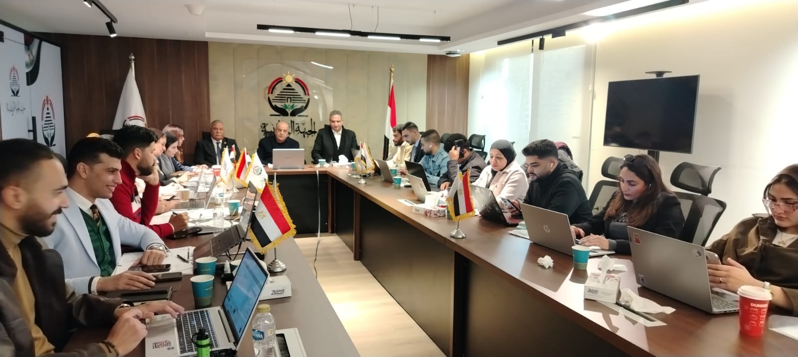 الغرفة المركزية لحزب الجبهة الوطنية تتابع إعادة انتخابات النواب بالمرحلة الثانية (1)