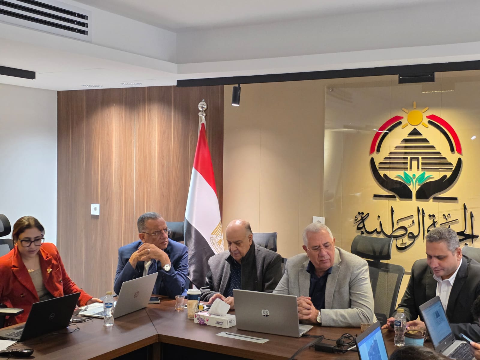 6dd49ed5-6d3d-4be7-8919-b419ff68dd4a