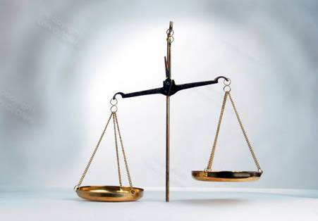 س