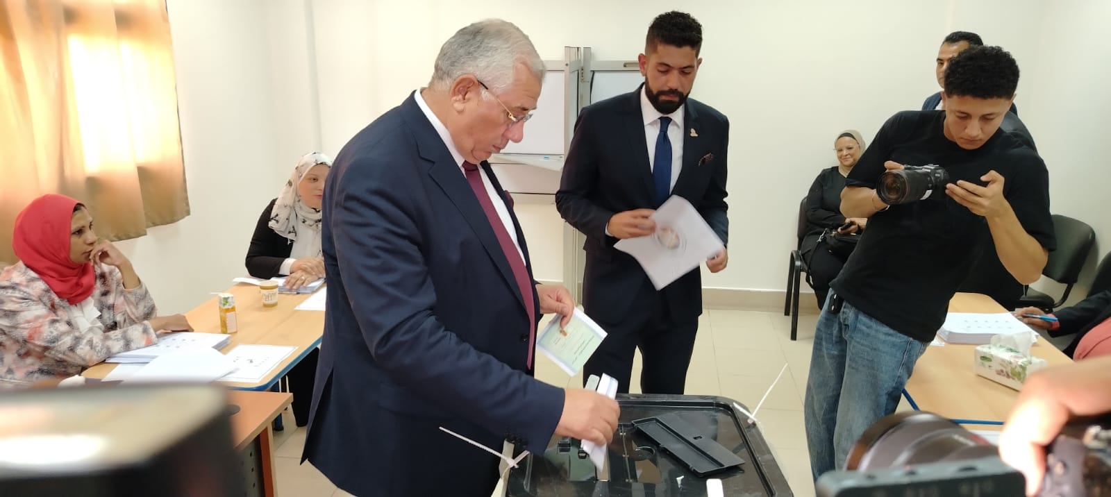 القصير 2