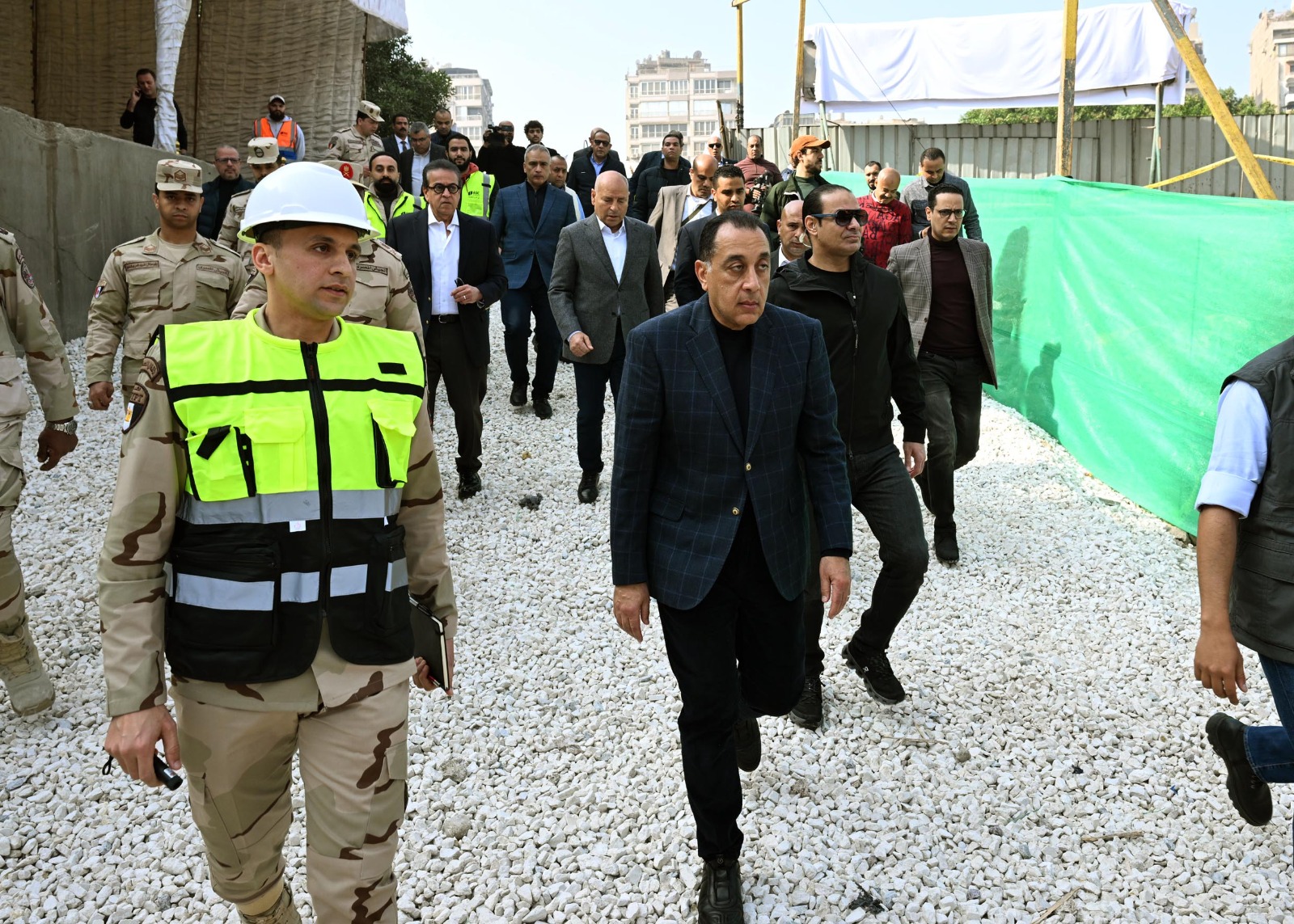 14531013-63cc-469b-998e-8b6170e3030e