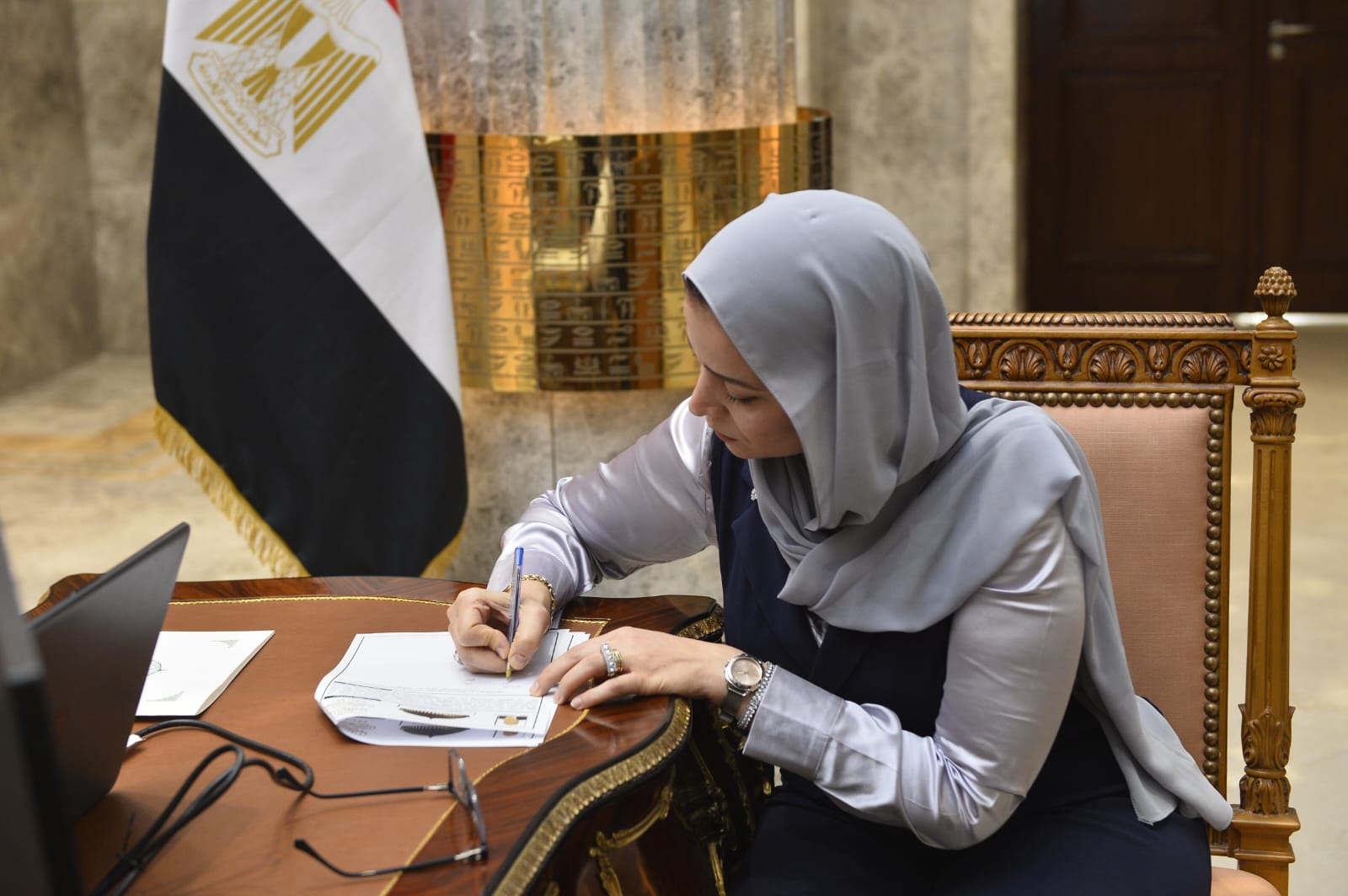 5b3fe922-259f-4c2a-8ff8-d8138b34f55b