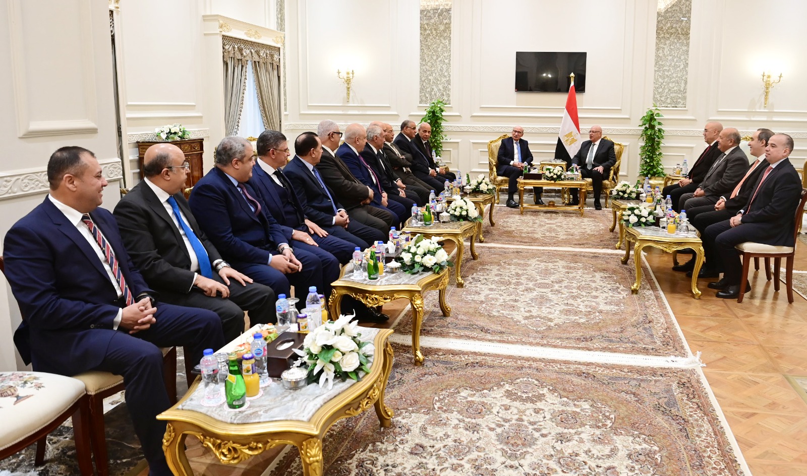 838157db-871d-41da-a5f2-c802abd74c76