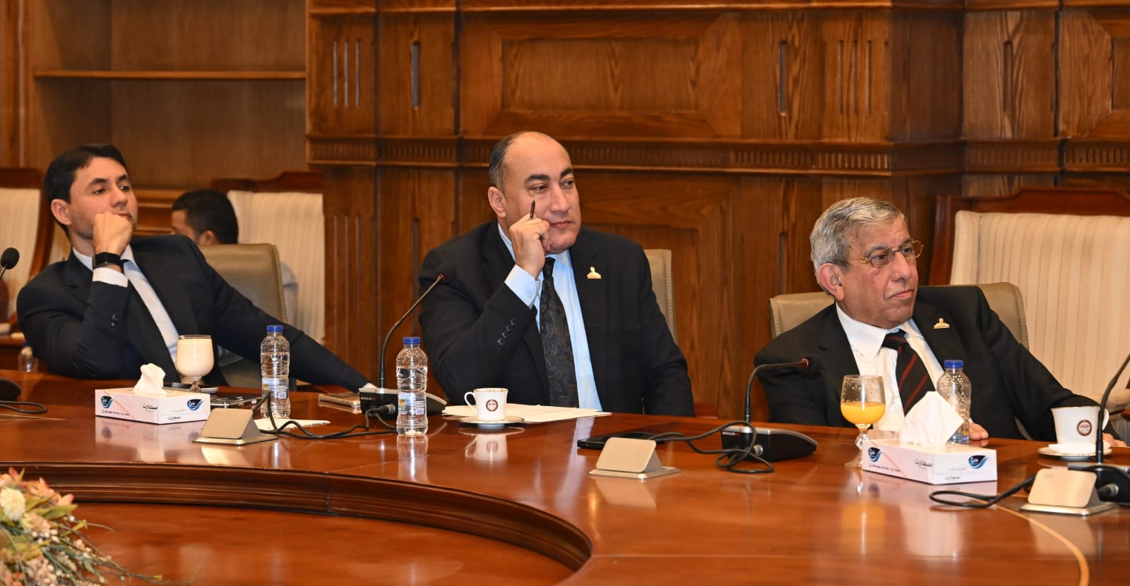 النائب عمرو رشاد خلال الاجتماع (1)