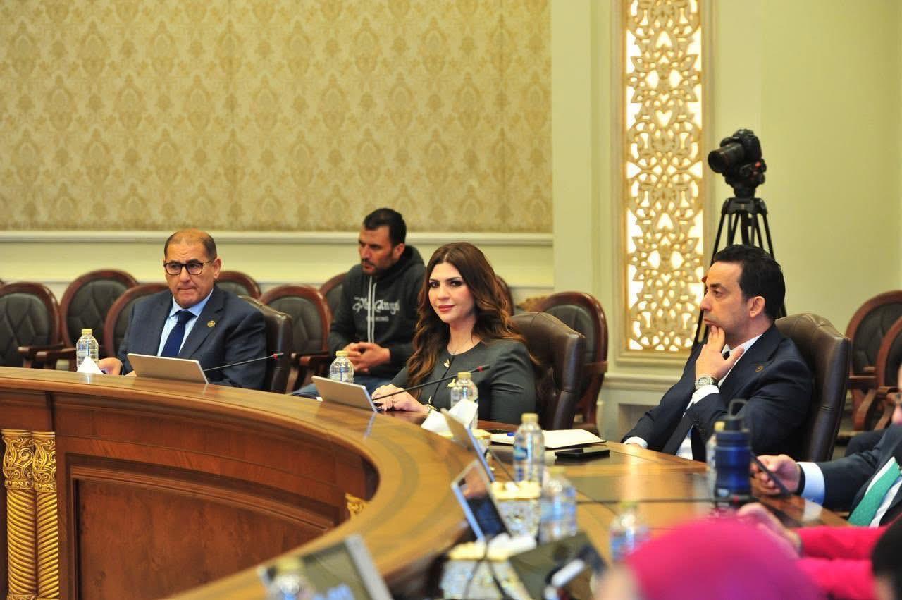 51ab840a-a0c7-4a3e-ab7b-88853e284598