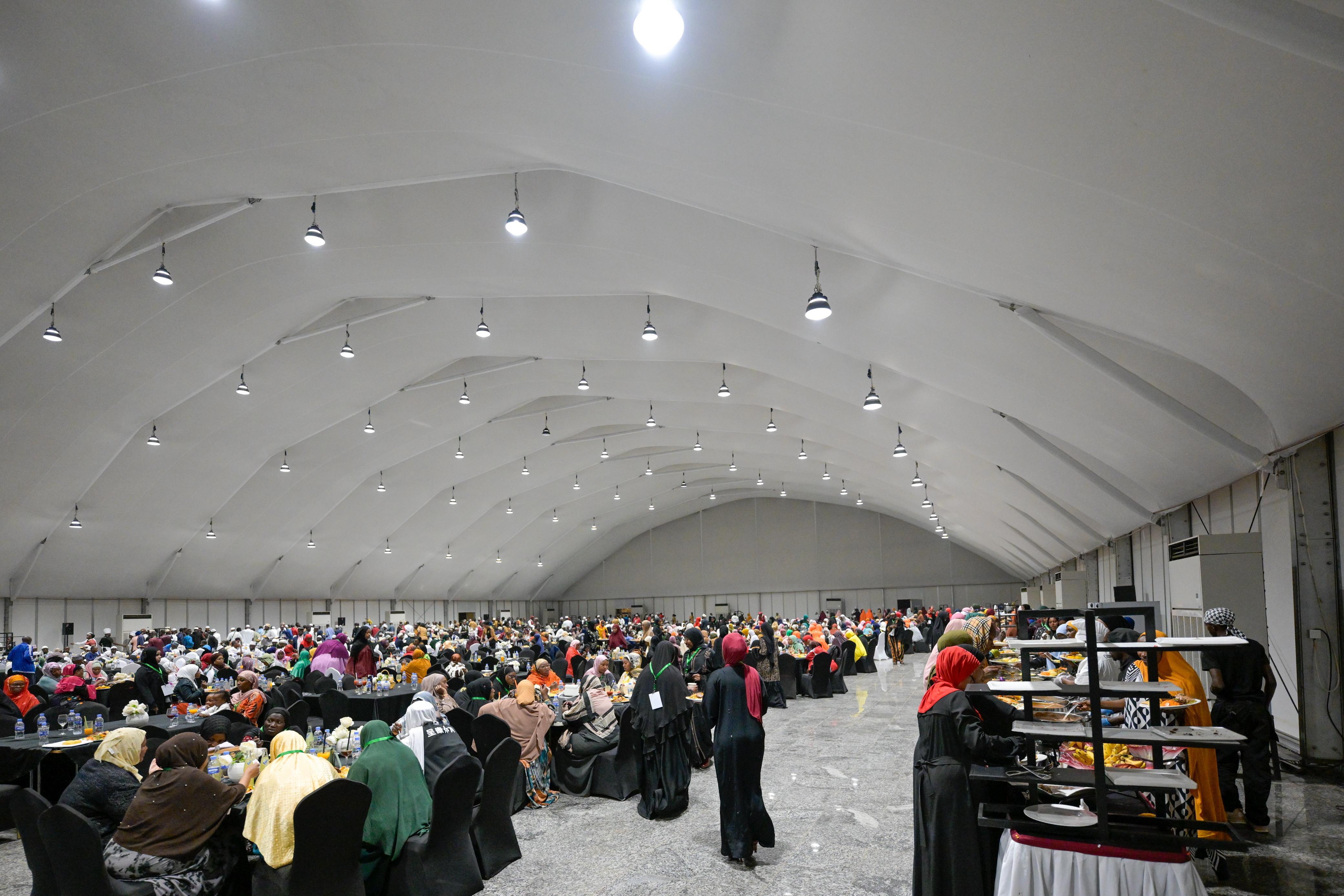 b8c06237-1f3b-4264-9f45-94ca31dd043e