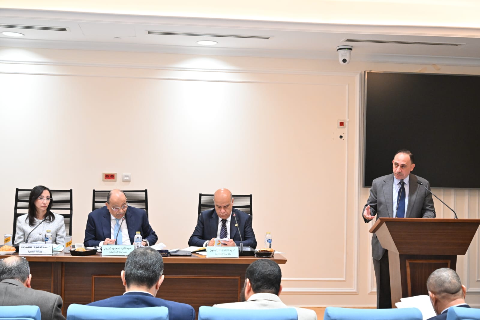 6afd5025-6f1c-42f6-a2b8-db6feac5dde9