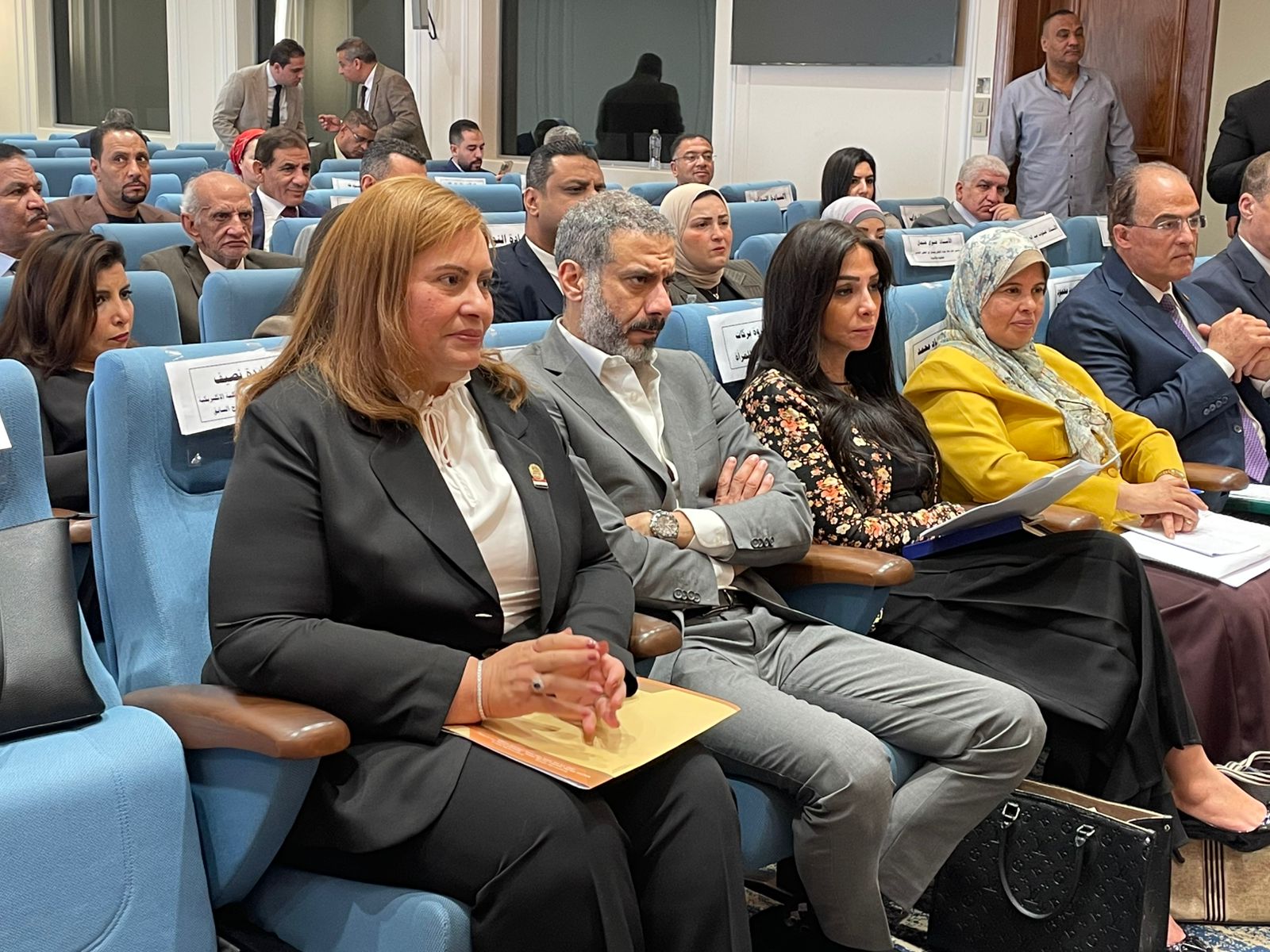 d8547cee-ac49-4ffd-95dd-967f0d5ac2ec