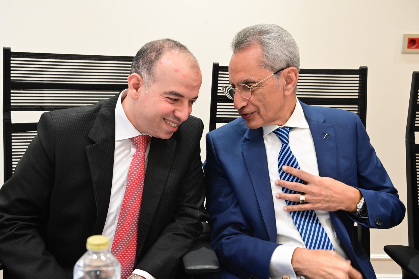 c2fcc50e-6cca-4c5d-989f-eeaf99e14ddb