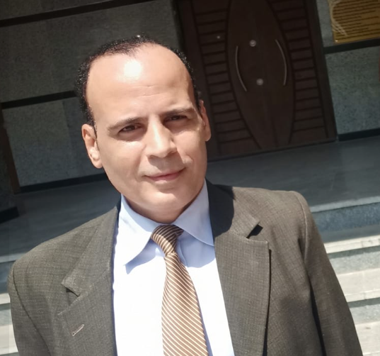 مك