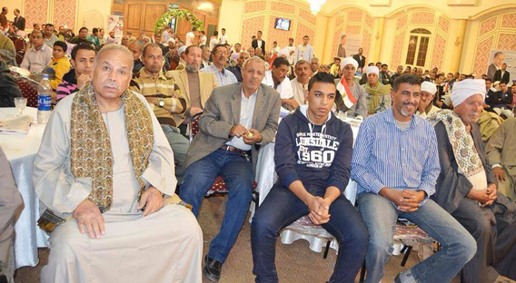 بالصور القبائل المصرية وأبناء الإسماعيلية يقيمون مؤتمرا حاشدا لدعم التوادري (4) copy