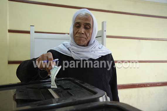 بداية-التصويت-بلجان-شبرا-تصوير-كريم-عبد-العزيز‎-(3)