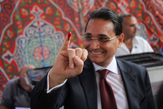 عبد الرحيم علي في الانتخابات تصوير حسن محمد 18-10-2015‎ (1) copy