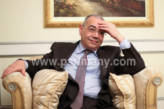 حوار مع رئيس حزب المصريين الاحرار  محمد الحصرى 8-12-20145  (3)