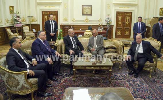 رئيس الوزراء يلتقى الدكتور على عبد العال لتقديم التهنئة له برئاسة البرلمان (4)