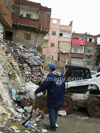 أعمال رفع القمامة بحى العجمى بالإسكندرية  (12)