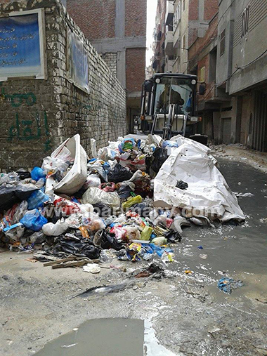 أعمال رفع القمامة بحى العجمى بالإسكندرية  (5)