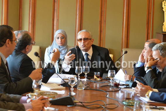 اجتماع اللجنة التشريعية  حازم عبد الصمد   14-1-2016 (4) copy