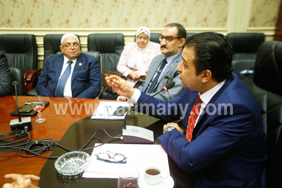 أول اجتماع للجنة حقوق الإنسان بالبرلمان تحت رئاسة النائب علاء عابد (3) copy