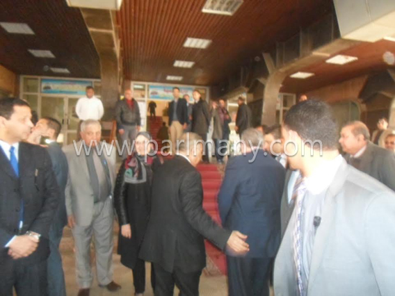 وزير التموين يصل المنوفية لافتتاح 12 صومعة للقمح (3)