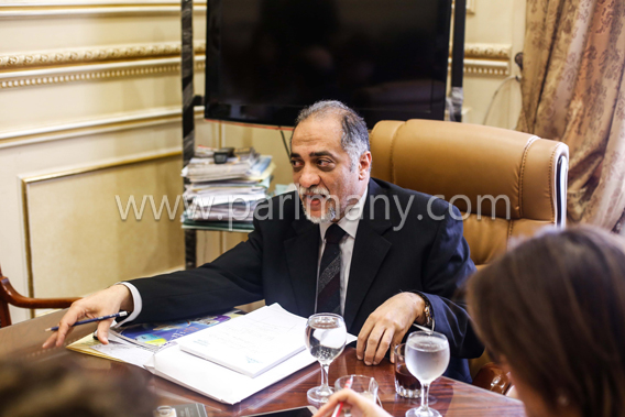 محمد أبو حامد، وكيل لجنة التضامن بالبرلمان أثناء اجتماع اللجنة (2)