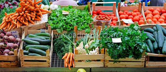 farmers-market-vegetables