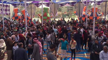  نواب يحتفلون بيوم اليتيم في حديقة السادات بمدينة السلام (2)