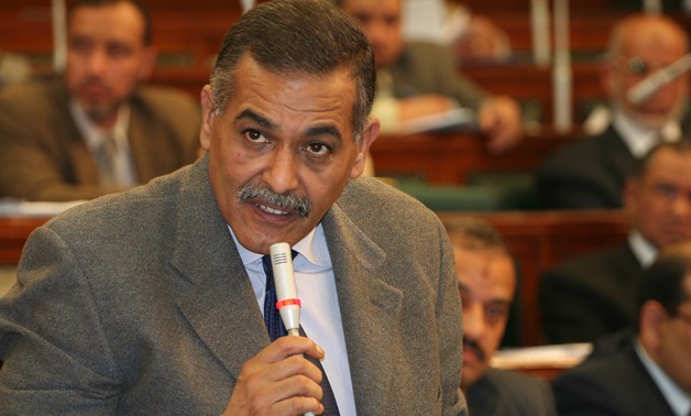 من ذاكرة البرلمان.. طلعت السادات: مصر محتاجة إلى مجموعة "بكابيك"