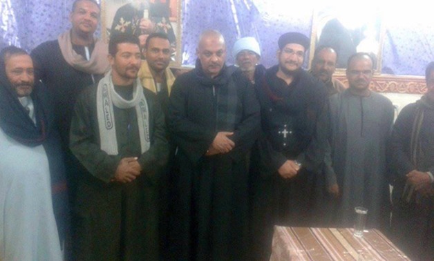 حسن خليل عضو مجلس النواب عن إدفو يلتقى رجال الدين المسيحى بكنيسة "البصيلية"