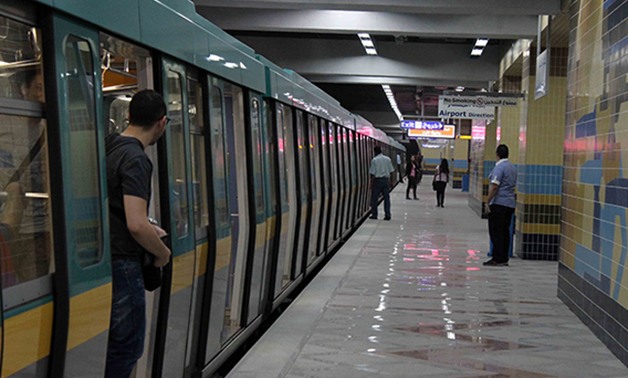 وزير النقل: استمرار عمل مترو الأنفاق بالعيد حتى الثانية بعد منتصف الليل