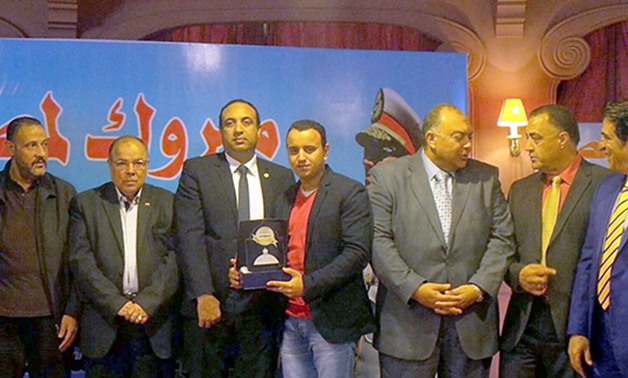 تيار الاستقلال يكرم صحيفة اليوم السابع وموقع برلمانى فى احتفالية "مبروك لمصر"