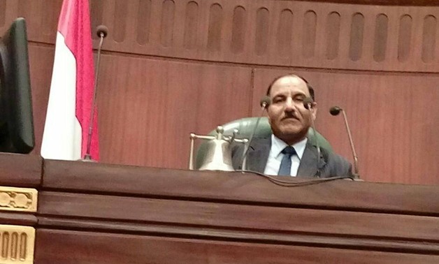 يسرى الأسيوطى نائب "عين شمس": "أنا والمواطن ضد أى وزير لم يستجب لمطالب الأهالى"