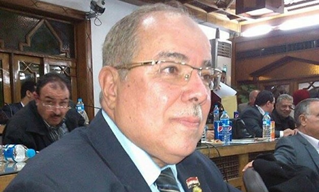  إسماعيل نصر الدين يستجوب وزير الصحة: "حوّل المستشفيات إلى مقابر للمصريين"