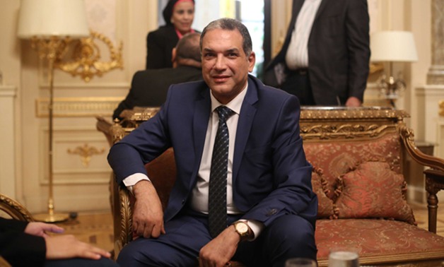 نبيل بولس نائب باب الشعرية لـ"الفقى": "مرسى خائن ولا يستحق أن يقال عنه رئيس مصر"