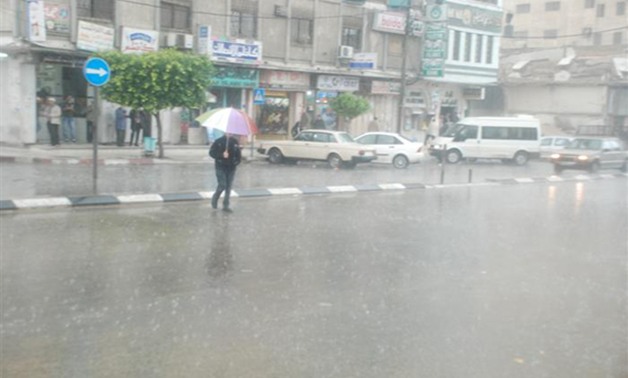 الأرصاد: أمطار ورياح مثيرة للأتربة اليوم والصغرى بالقاهرة 15 درجة