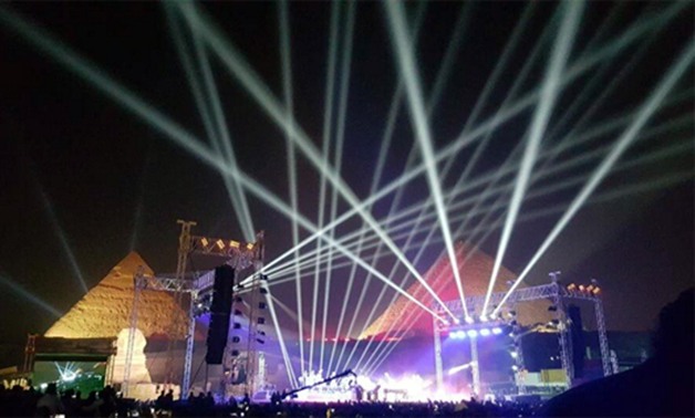 "السياحة" تنظم احتفالية بالأهرامات وترعى 3 حفلات بشرم الشيخ فى رأس السنة