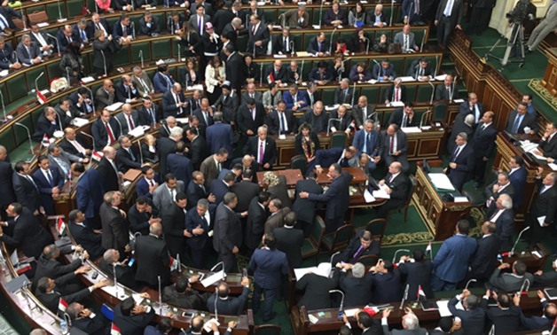 البرلمان يحيل ثلاثة مشاريع بقوانين إلى اللجان النوعية