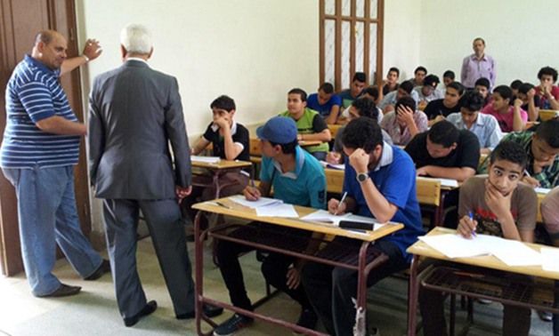 بعد إعلان موعد امتحانات الثانوية.. برلمانى ينشر النص الدستورى للمواد الأساسية