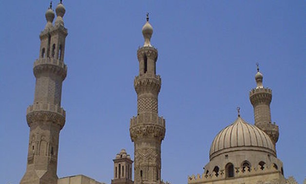 مسجد زهراء المعادى يستخدم مكبرات الصوت فى غير الأذان.. ونائب: سأتقدم بالتماس لتطبيق قرار الأوقاف