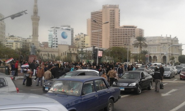 الشرطة تخلى ميدان التحرير من المحتفلين بذكرى ثورة 25 يناير‎